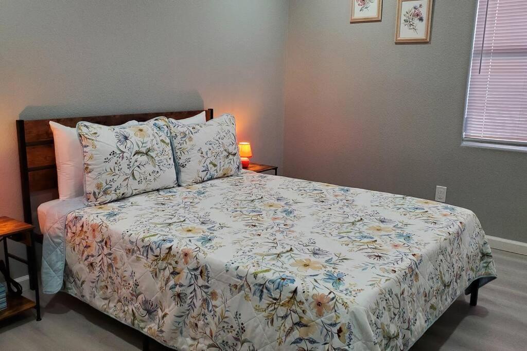 Comfortable Family Home Лас-Вегас Экстерьер фото
